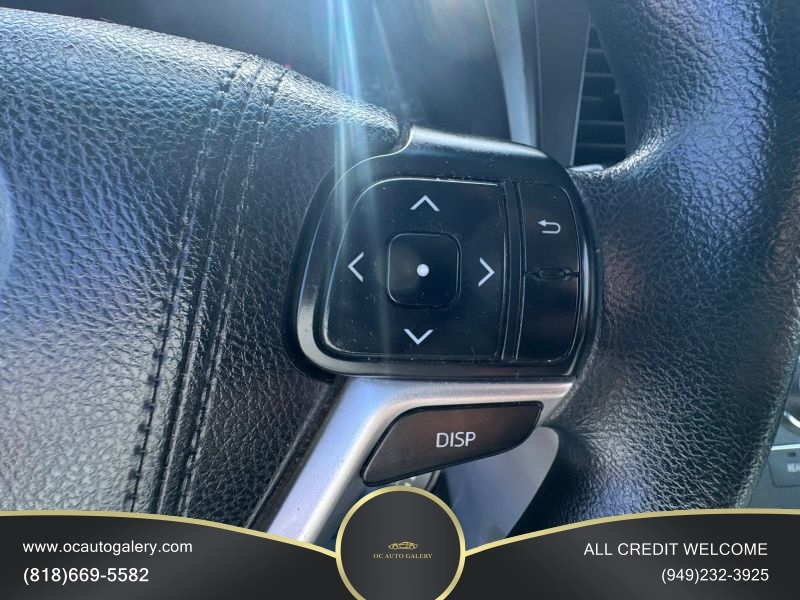 2017 Toyota Sienna L Minivan 4D