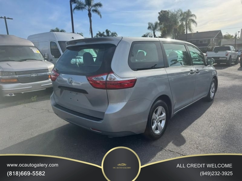 2017 Toyota Sienna L Minivan 4D