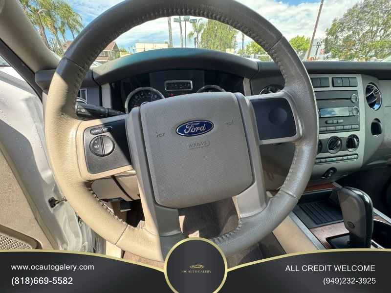 2012 Ford Expedition XL Sport Utility 4D