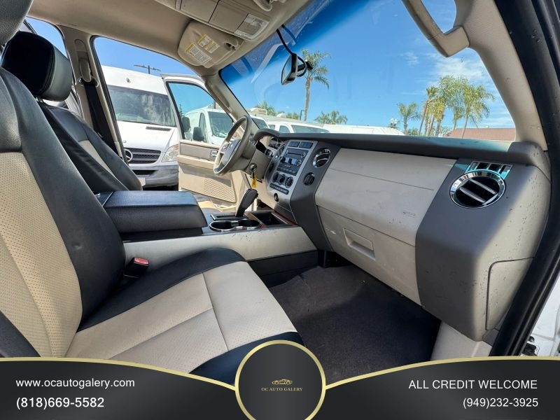 2012 Ford Expedition XL Sport Utility 4D