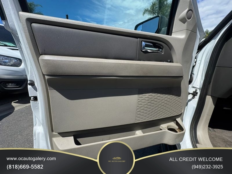 2012 Ford Expedition XL Sport Utility 4D