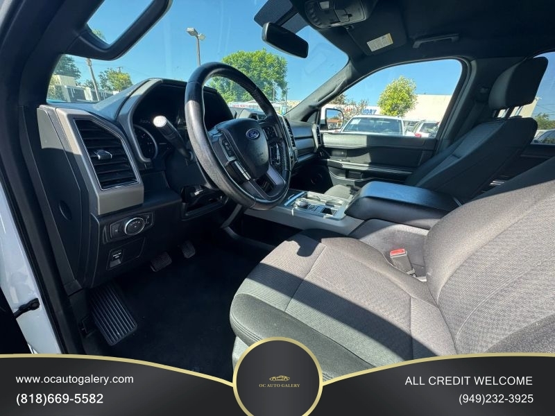 2019 Ford Expedition MAX XLT Sport Utility 4D
