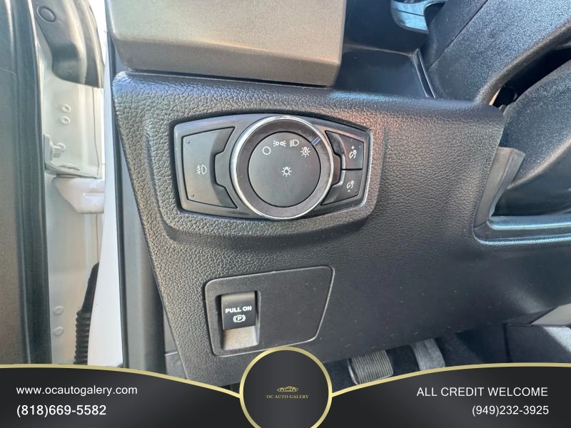 2019 Ford Expedition MAX XLT Sport Utility 4D