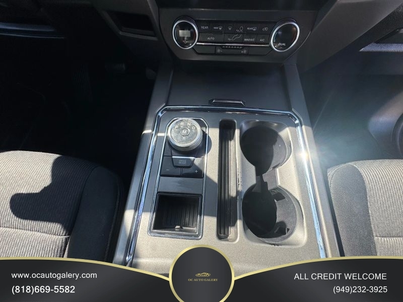 2019 Ford Expedition MAX XLT Sport Utility 4D