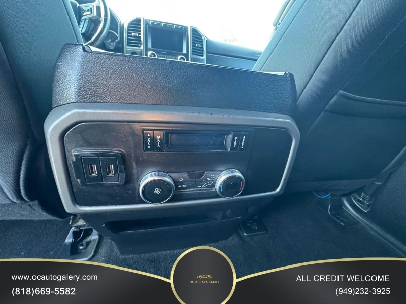 2019 Ford Expedition MAX XLT Sport Utility 4D
