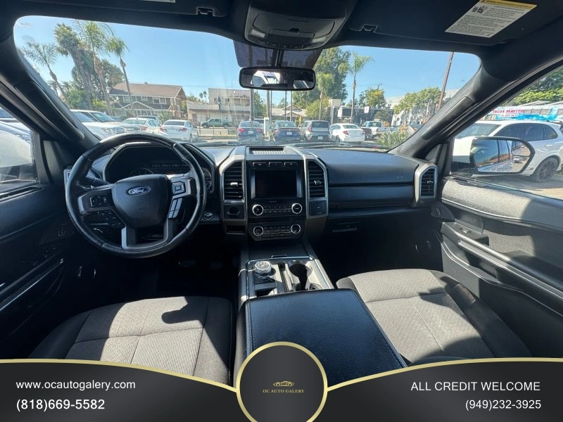 2019 Ford Expedition MAX XLT Sport Utility 4D