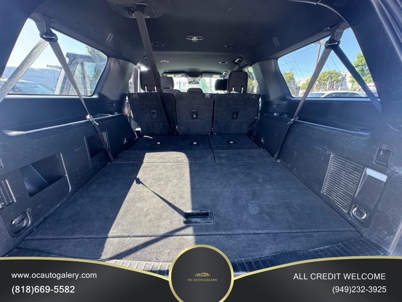2019 Ford Expedition MAX XLT Sport Utility 4D