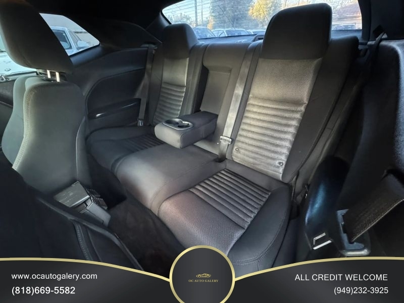 2014 Dodge Challenger SXT Coupe 2D