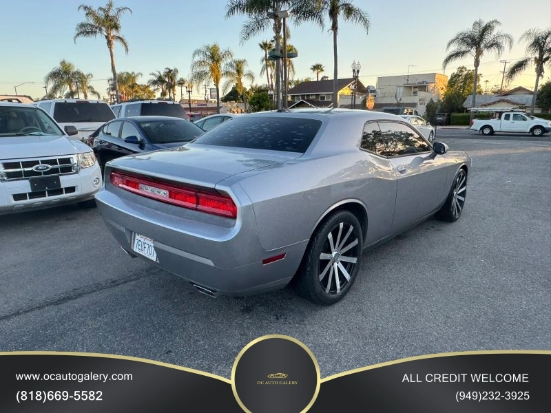 2014 Dodge Challenger SXT Coupe 2D