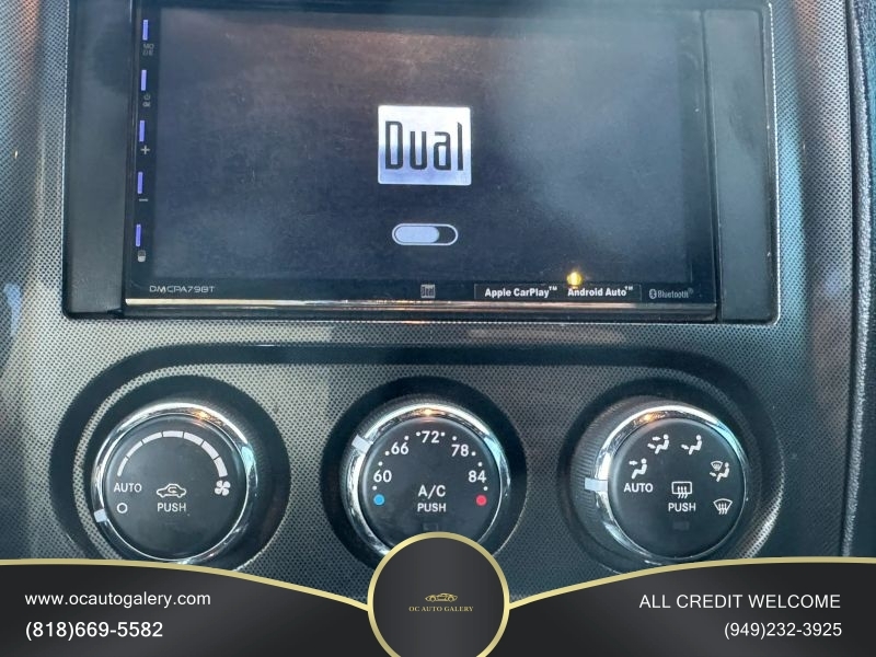 2014 Dodge Challenger SXT Coupe 2D