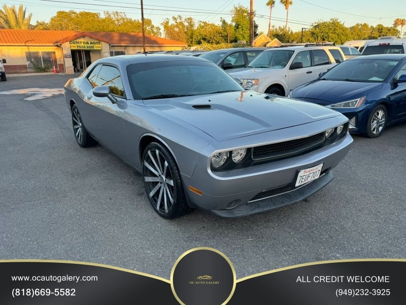 2014 Dodge Challenger SXT Coupe 2D