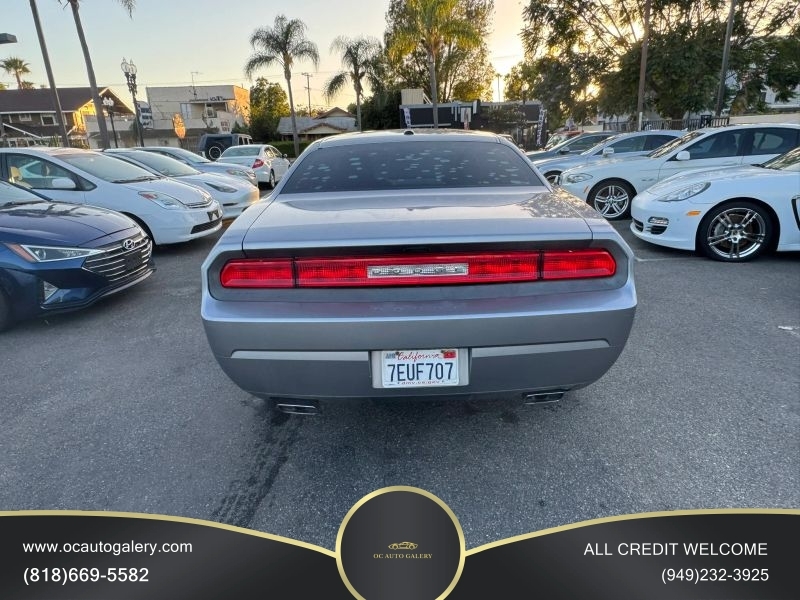 2014 Dodge Challenger SXT Coupe 2D