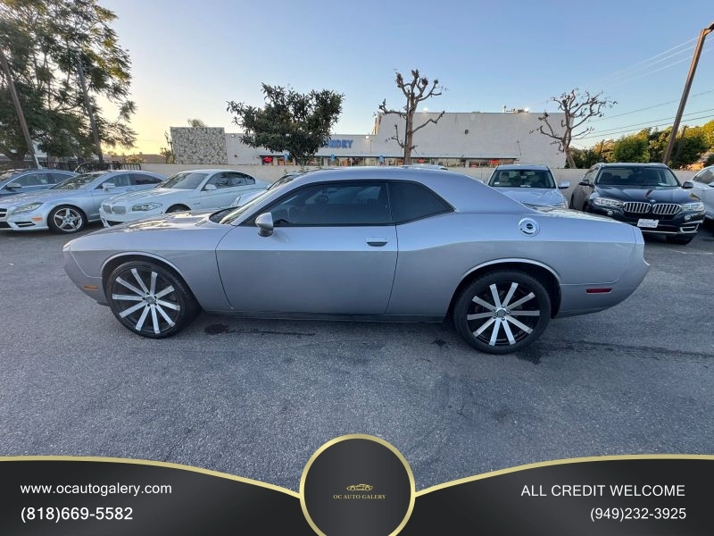 2014 Dodge Challenger SXT Coupe 2D