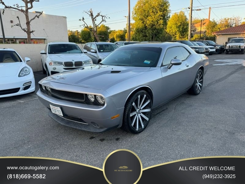 2014 Dodge Challenger SXT Coupe 2D