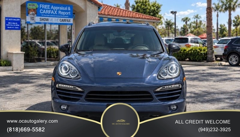2013 Porsche Cayenne GTS Sport Utility 4D