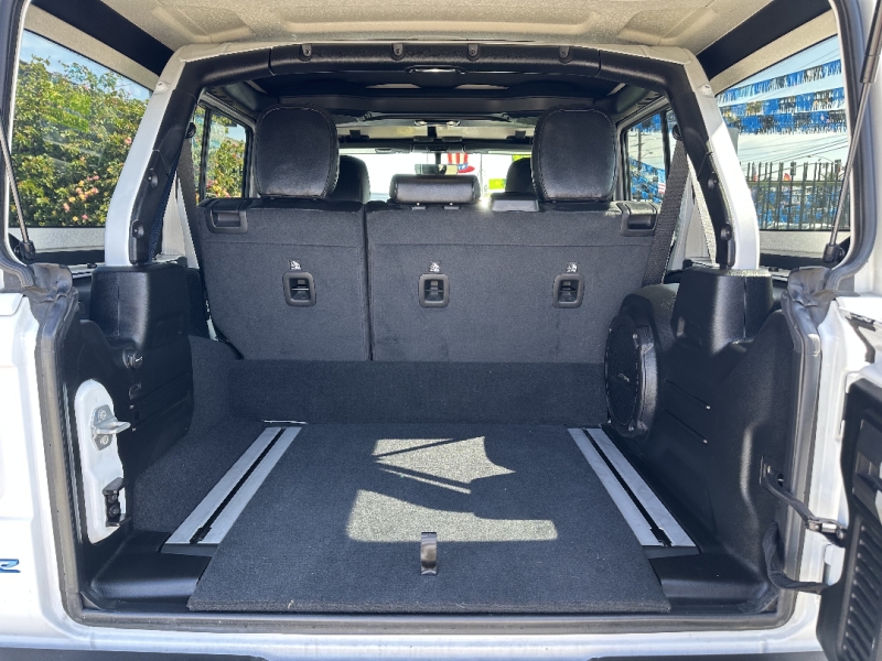 2022 Jeep Wrangler Unlimited Rubicon 4XE - Photo 6