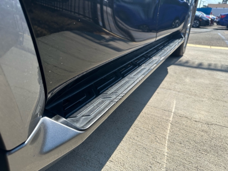 2018 Nissan Armada SV - Photo 7