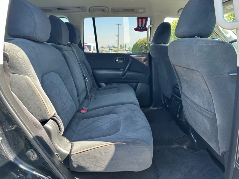 2018 Nissan Armada SV - Photo 9