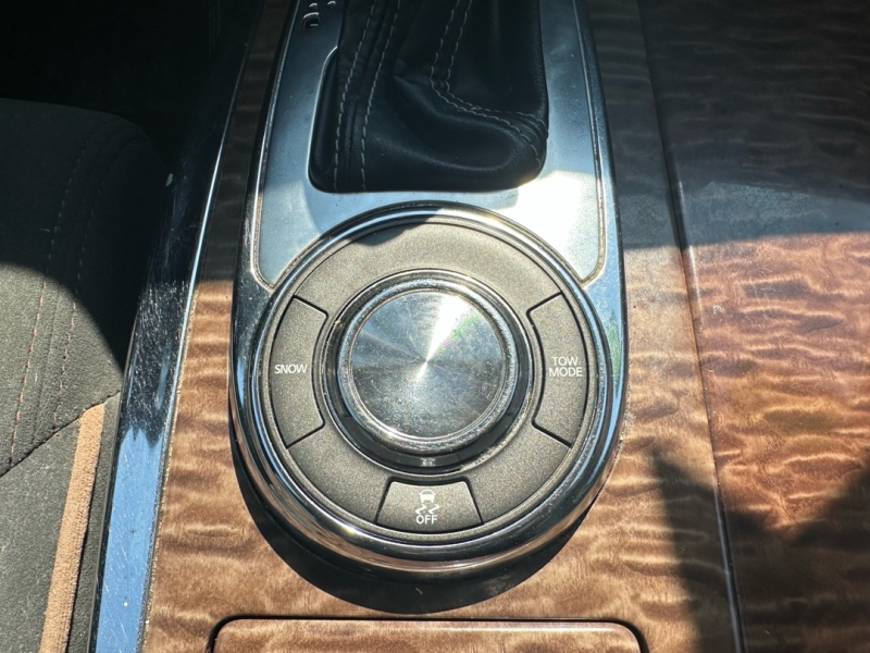 2018 Nissan Armada SV - Photo 18