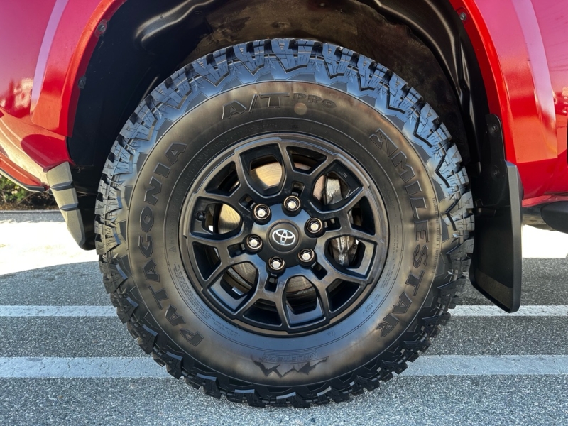 2022 Toyota Tacoma SR5 V6