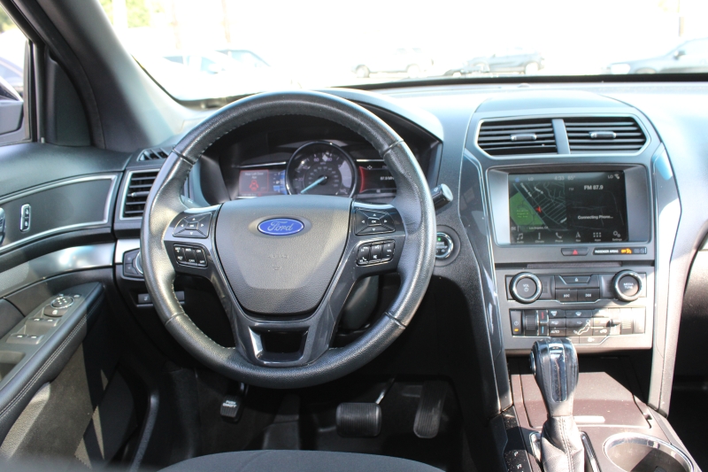 2018 Ford Explorer XLT - Photo 13