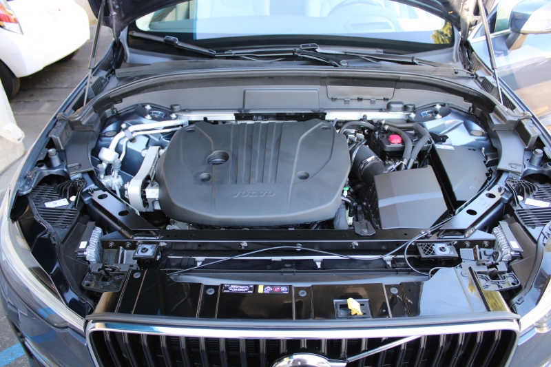 2022 Volvo XC60 Momentum - Photo 23