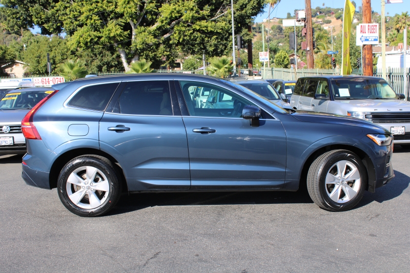 2022 Volvo XC60 Momentum - Photo 7