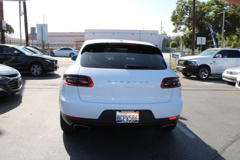 2018 Porsche Macan Base - Photo 5