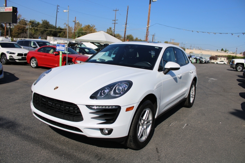 2018 Porsche Macan Base - Photo 3