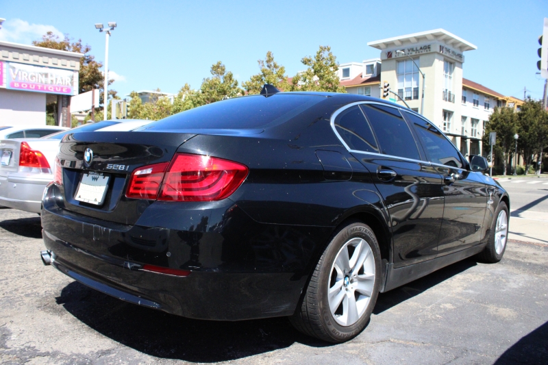 2012 BMW 5 Series 528i xDrive