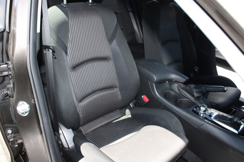 2015 Mazda Mazda3 i Touring