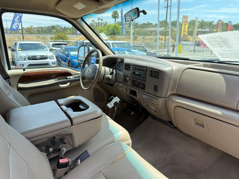 2002 Ford F-250 Super Duty Lariat - Photo 9
