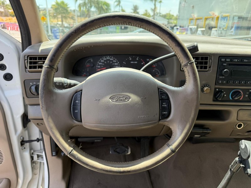 2002 Ford F-250 Super Duty Lariat - Photo 11