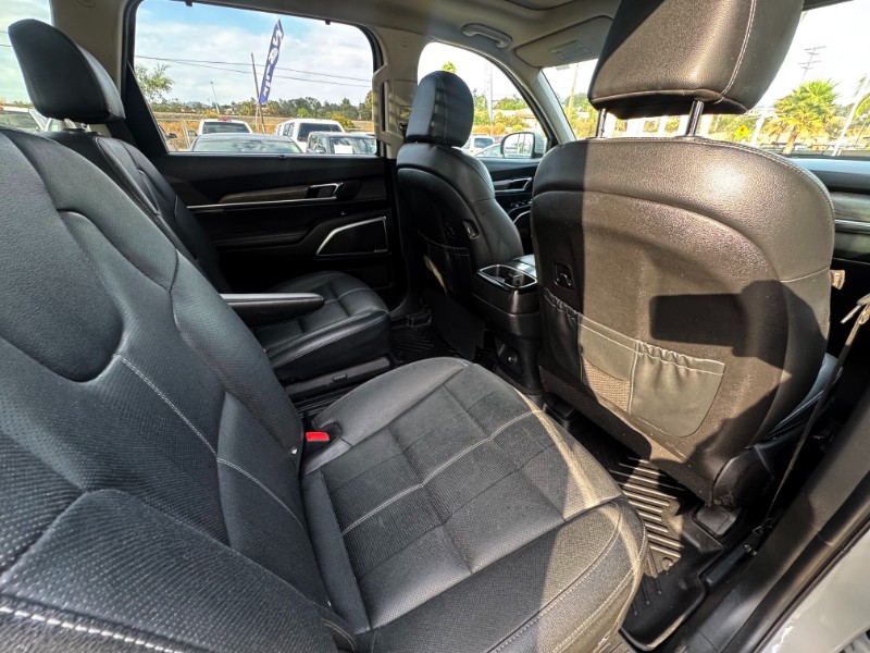 2021 Kia Telluride SX - Photo 12