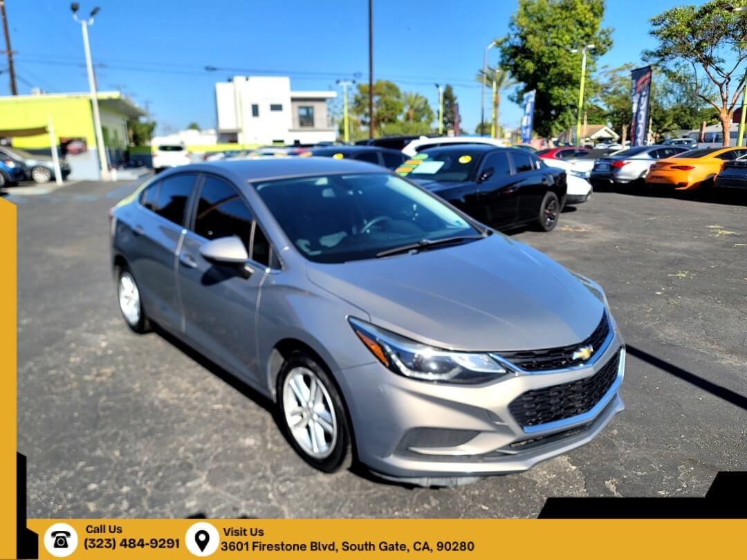 2018 Chevrolet Cruze 1LT Auto's photo