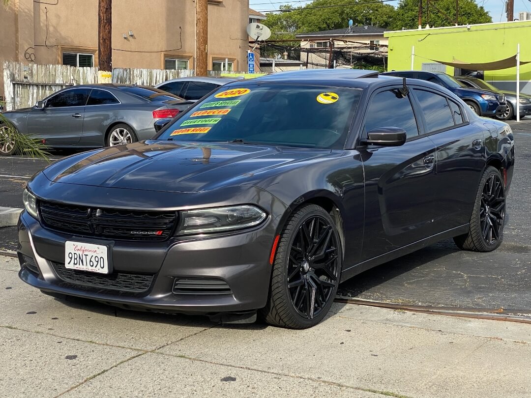 Vehicle Image 2