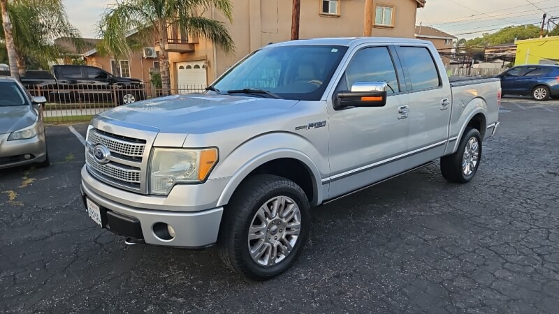 2010 Ford F-150 Platinum 4x4 SuperCrew 157-in's photo