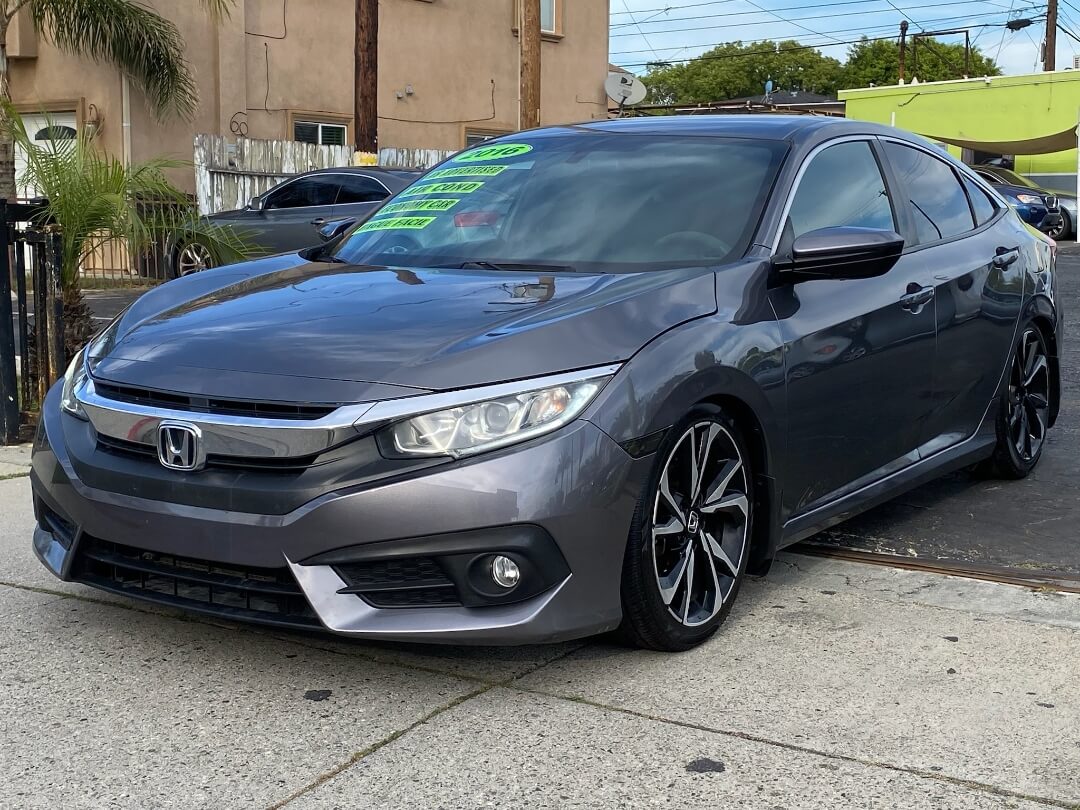 Vehicle Image 2