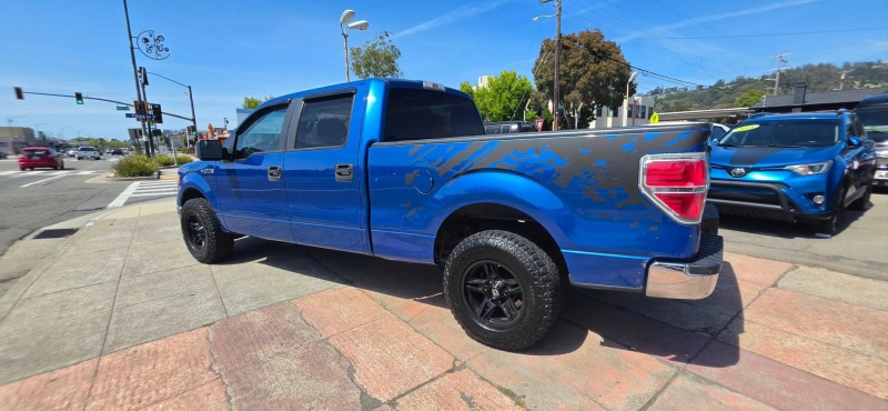 2011 Ford F-150 XLT - Photo 8