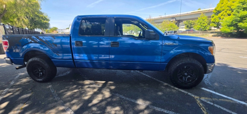 2011 Ford F-150 XLT - Photo 17