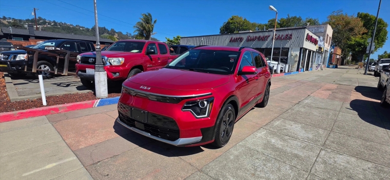 2023 Kia Niro Wind