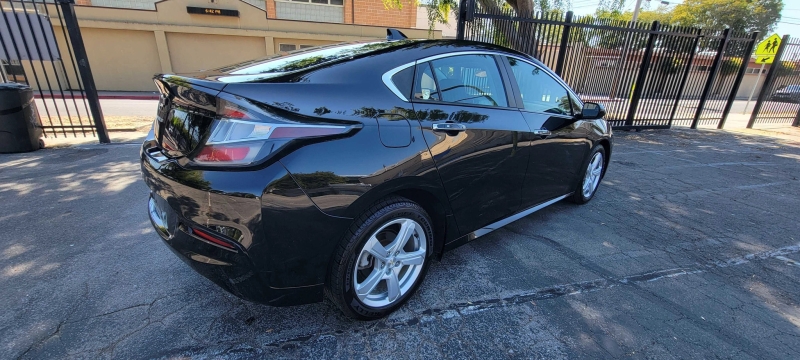 2018 Chevrolet Volt LT - Photo 23