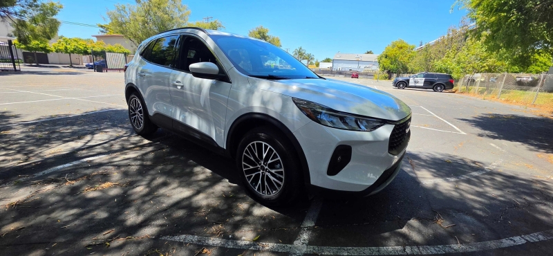 2023 Ford Escape PHEV - Photo 24