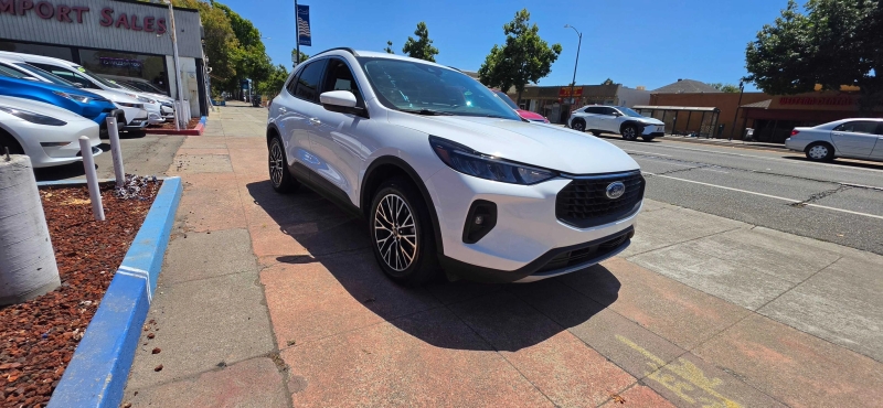 2023 Ford Escape PHEV - Photo 6