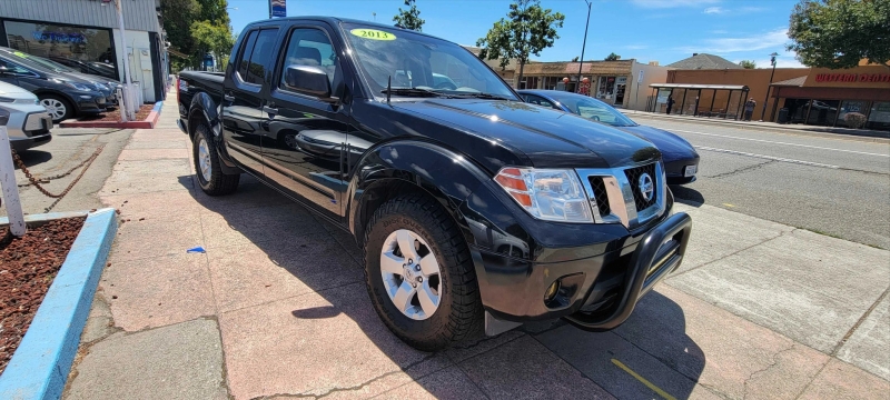 2013 Nissan Frontier SV - Photo 24