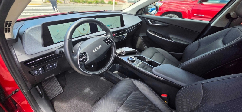 2023 Kia EV6 Wind - Photo 13
