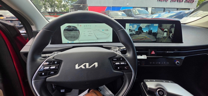 2023 Kia EV6 Wind - Photo 17