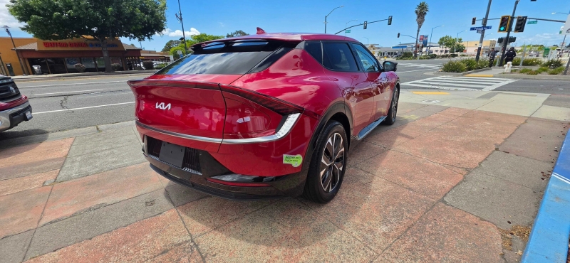 2023 Kia EV6 Wind - Photo 12