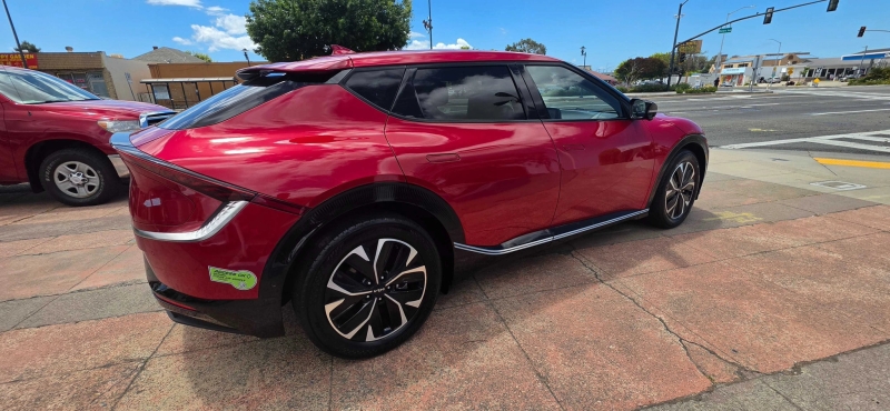 2023 Kia EV6 Wind - Photo 11