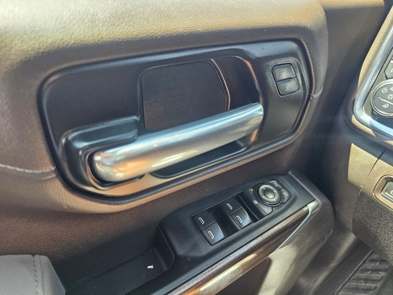 2022 Chevrolet Silverado 1500 Limited Crew Cab RST Pickup 4D 5 3/4 ft